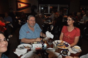 DSC_b_DSC_0399_1024.jpg (241489 bytes)