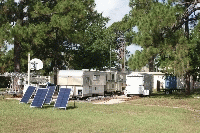 IMG_4411Outside.jpg (99080 bytes)